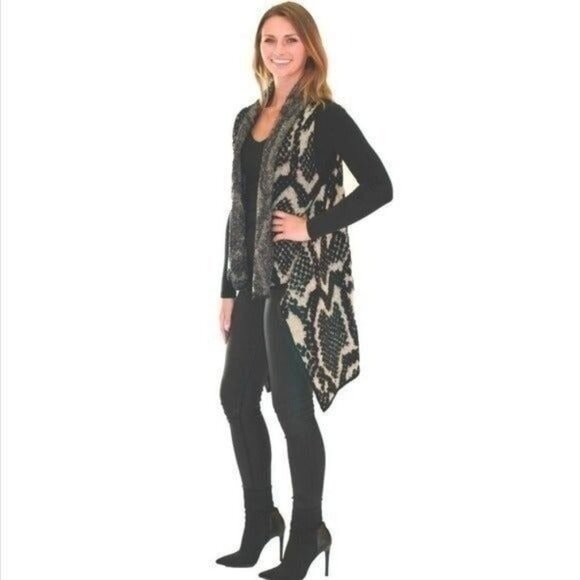 CASHMERE FEEL ABSTRACT VESTS-OS-NEW - Picture 2 of 4